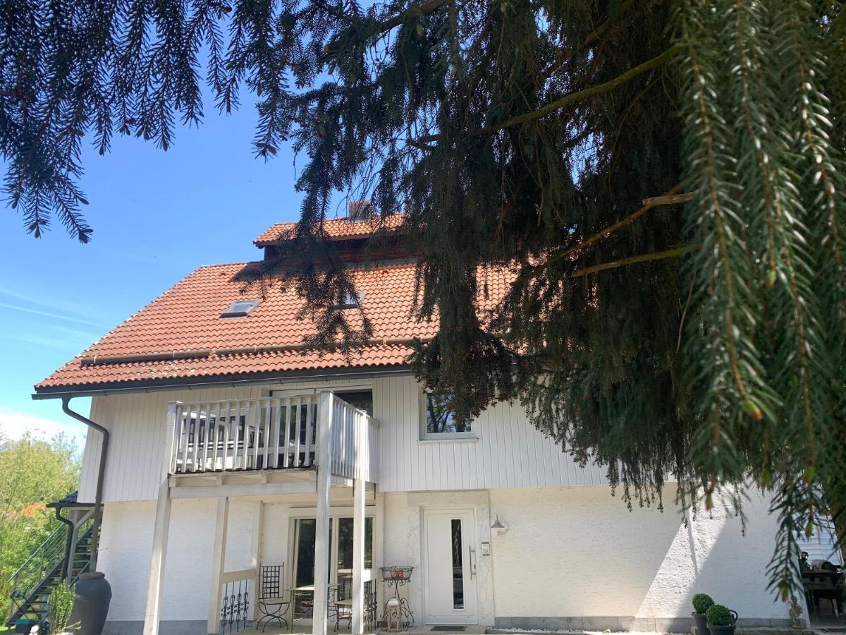 Apartment Direkt An Der Waldnaab Neustadt an der Waldnaab Exterior photo